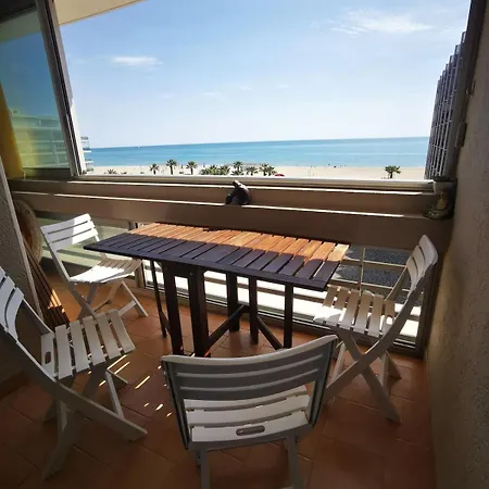 Face A La * Canet-en-Roussillon